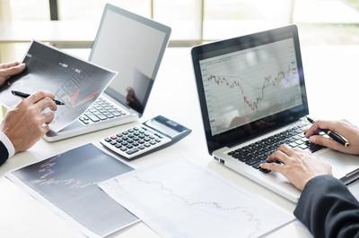 金融(rong)市場(chang)決(jue)策(ce)支(zhi)持 圖(tu)表(biao)分(fen)析(xi)、交(jiao)易(yi)概(gai)念(nian)與咨(zi)詢(xun)策(ce)劃(hua)服務(wu)